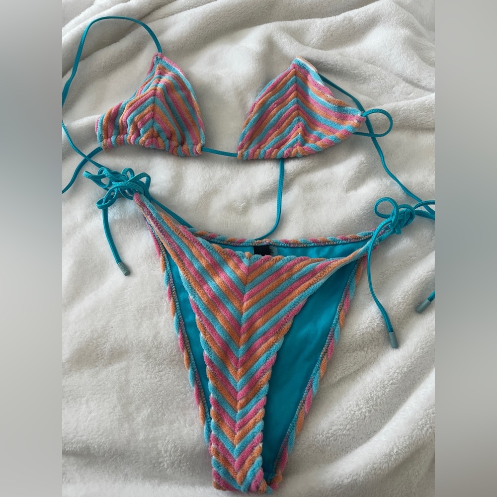 Triangl Kini